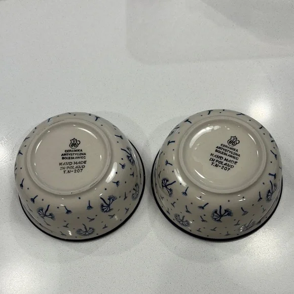 Set of Two Polish Pottery Dandelion Print Bowls 207 - Picture 3 of 6